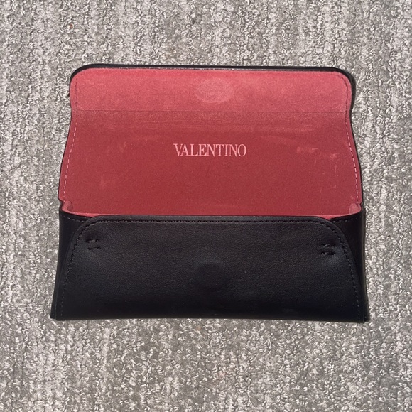 SOLD ON Ⓜ️ - Picture 8 of 10